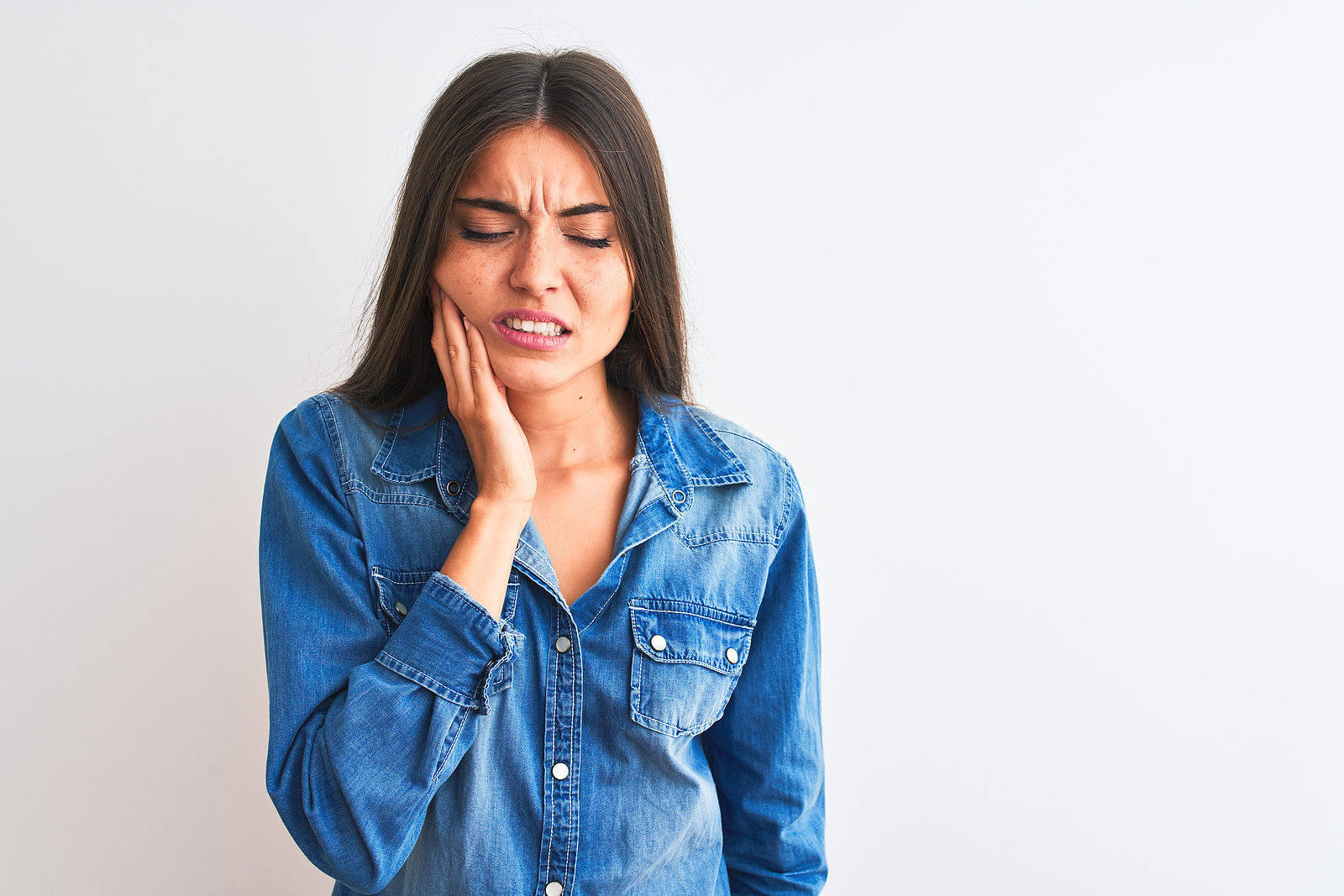 Causes and Treatments for Sensitive Teeth